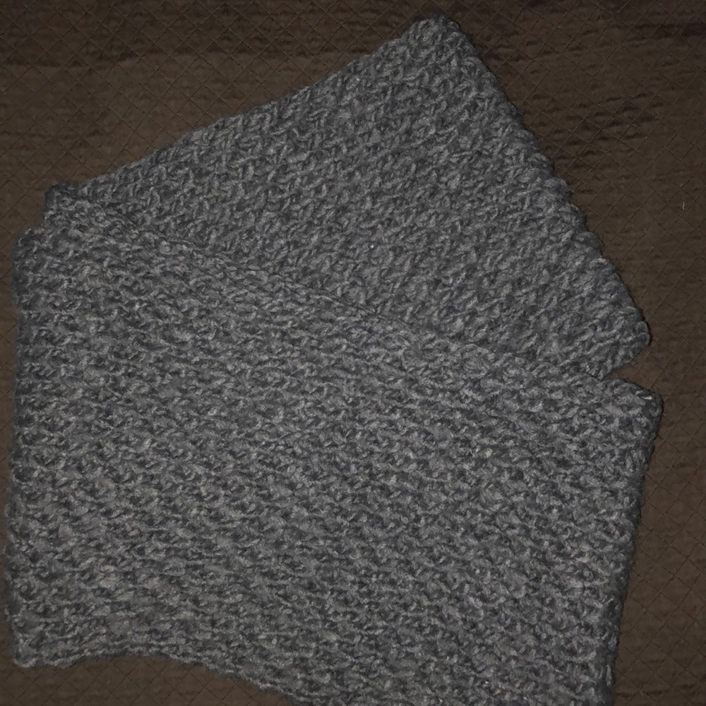 Gray Old Navy Infiniti Scarf New with Tags